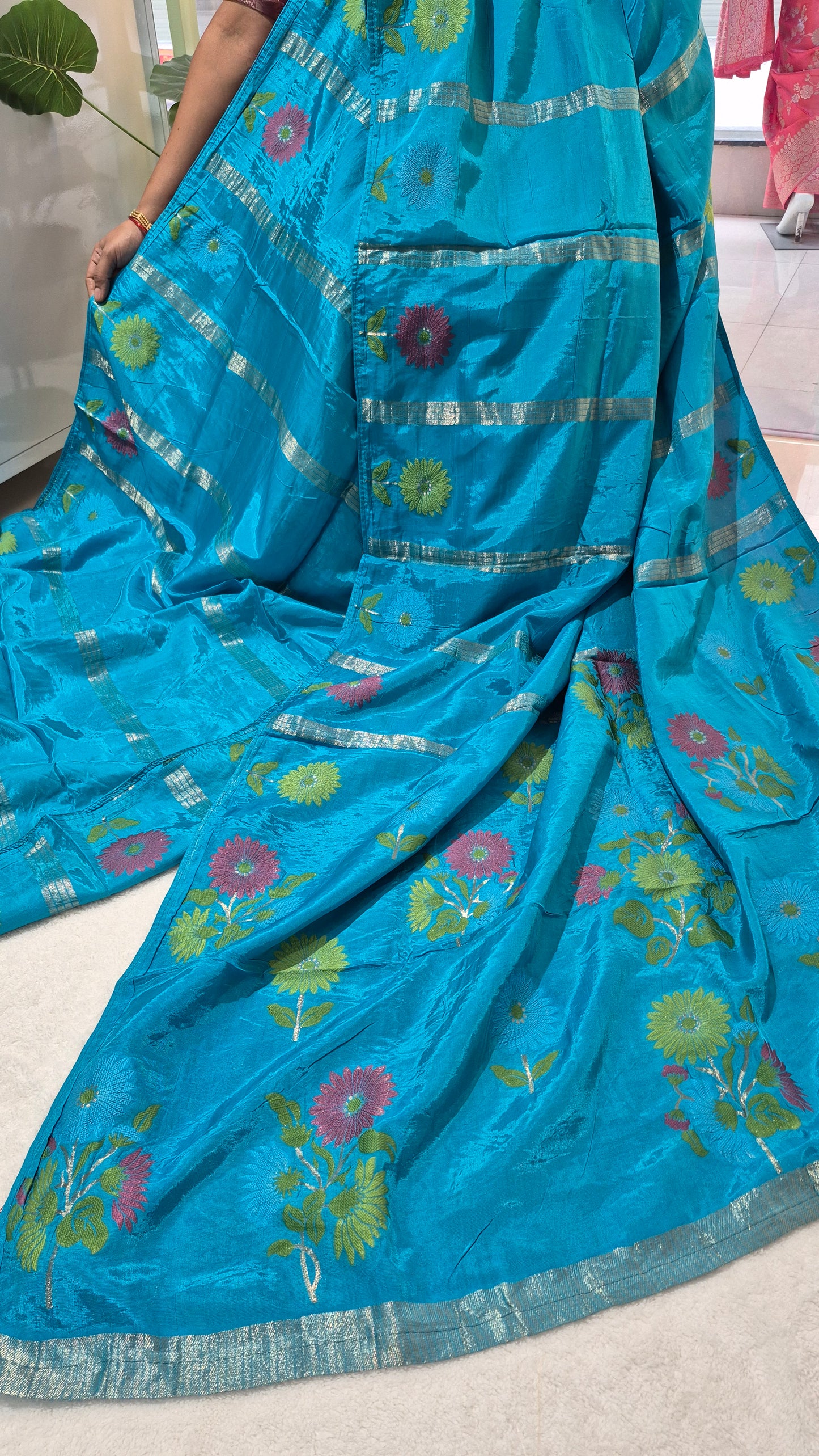Premium quality soft Munga Crepe Silk saree