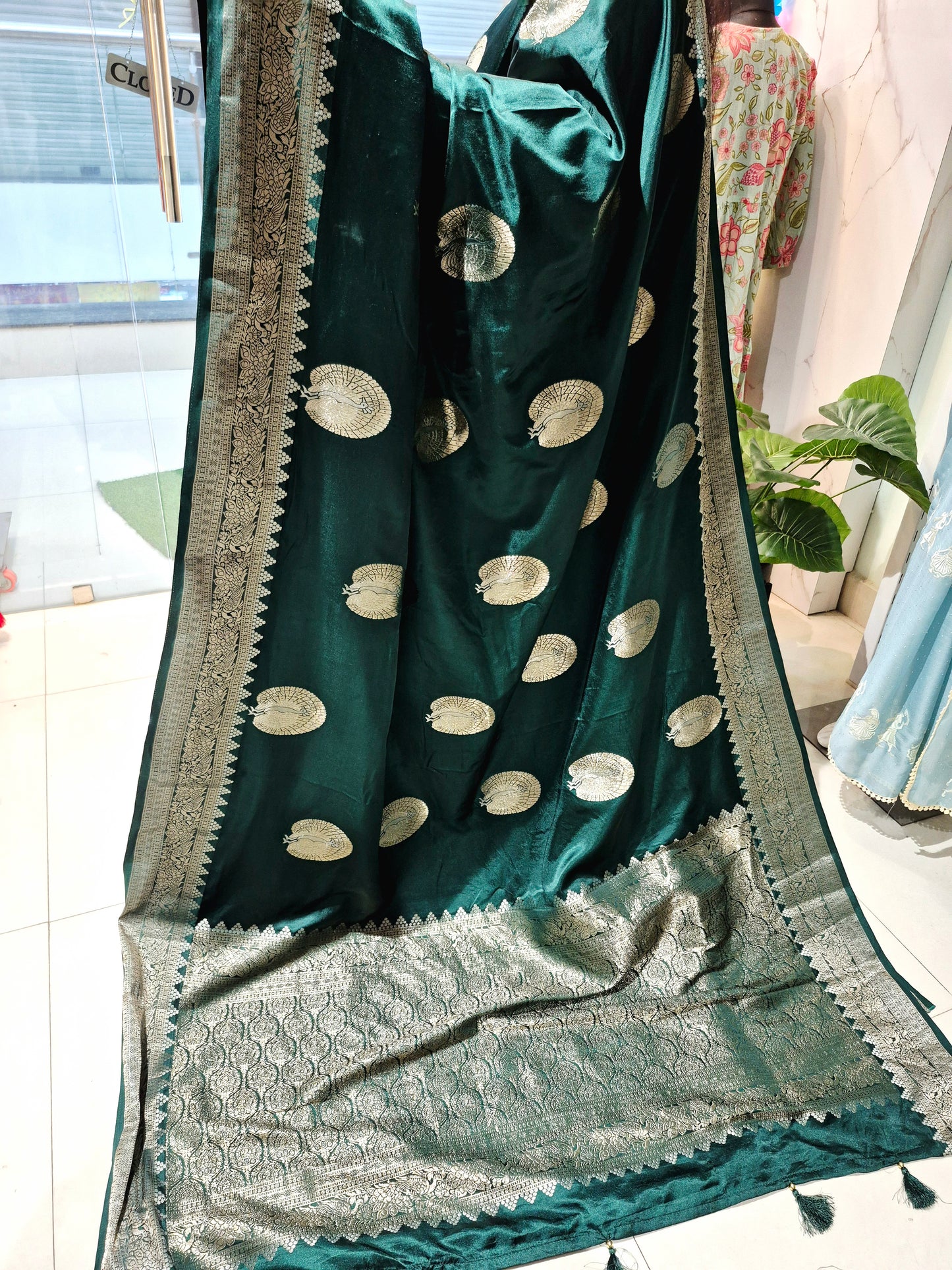 Premium Mashru Crepe Silk with grand weaving